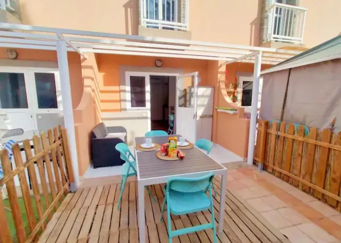 Appartement Oasis Garden 11 *
